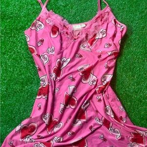 Pink Vintage Heart Print Chemise with V-Neck